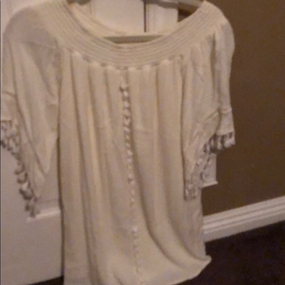 A very pretty dress!